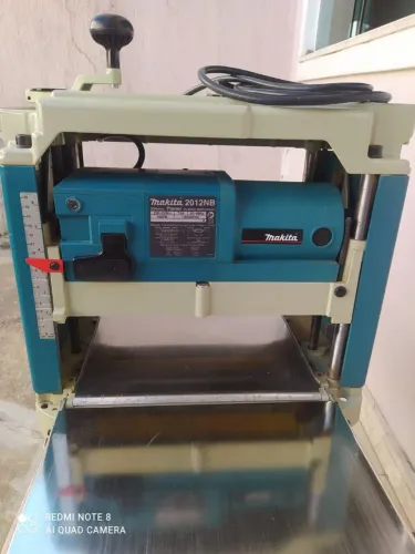 Desemgrosso Makita semi novo