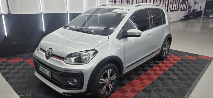 Volkswagen Up! Cross 1.0 TSI Total Flex 12V 5P 2018