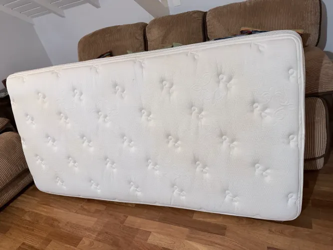 Colchão Solteiro Sertapedic Importado dos EUA com Pillow Top