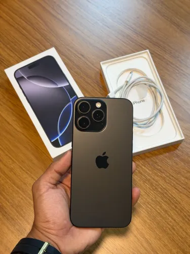 iphone 16 pro Max 256gb (sem detalhes)