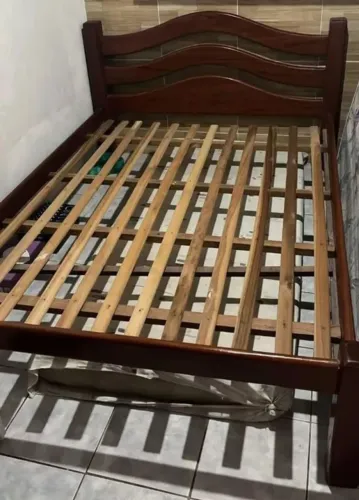 Cama Queen Rustica em madeira maciça