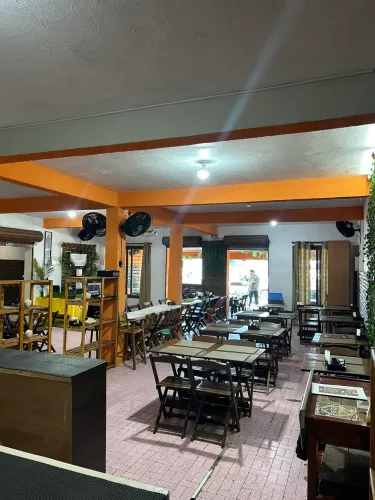 RESTAURANTE BEIRA MAR EM PONTAL DO PR