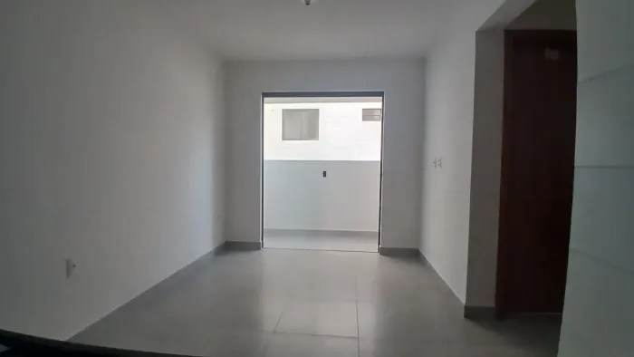 alugo apto TERREO 2 quartos em Jaguaribe