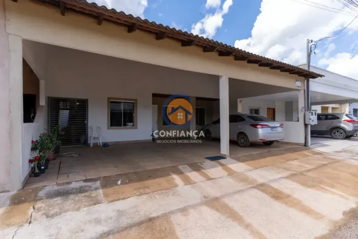 CASA NO CONDOMÍNIO NOVA ERA III com 03 quartos sendo 01 suíte, Apta a financiamento