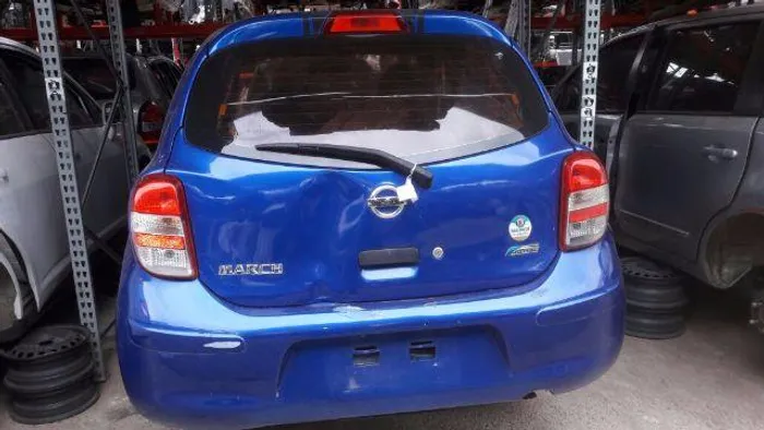 Peças usadas Nissan March 2011 2012 1.0 16v flex 74cv câmbio manual