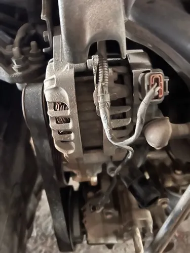 Alternador kia cerato 2011 abase de troca garantia de 90 dias