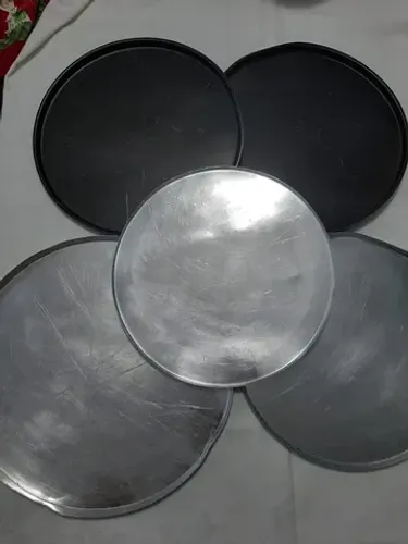 Kit com 5 formas para pizza