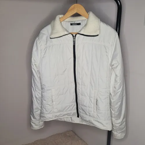 Jaqueta feminina branca com zíper - Tamanho G - Seminovo