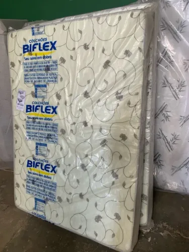 COLCHÃO CASAL BIFLEX D33 NOVO R$ 750,00