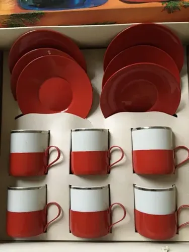 lindo conjunto de xícaras retrô!