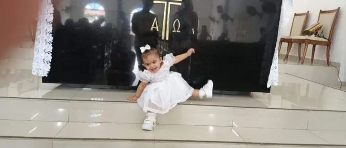 Vendo vestido de Batizado de 1 completo com meia laço e vestido ,usado apenas no bati