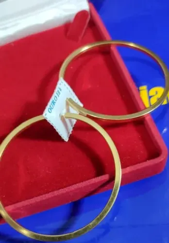 Argola de Ouro 18 Kilates Oca 8.40 Gramas 55 mm Grande Espessura 2x2 mm