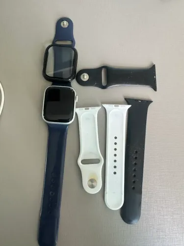 Apple Watch 8 - 45mm