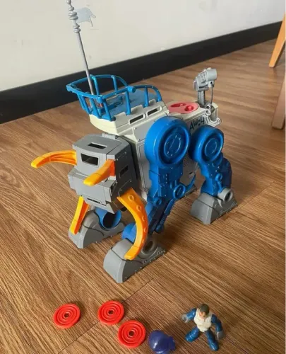 Imaginext mamute à pilha. Leia abaixo.