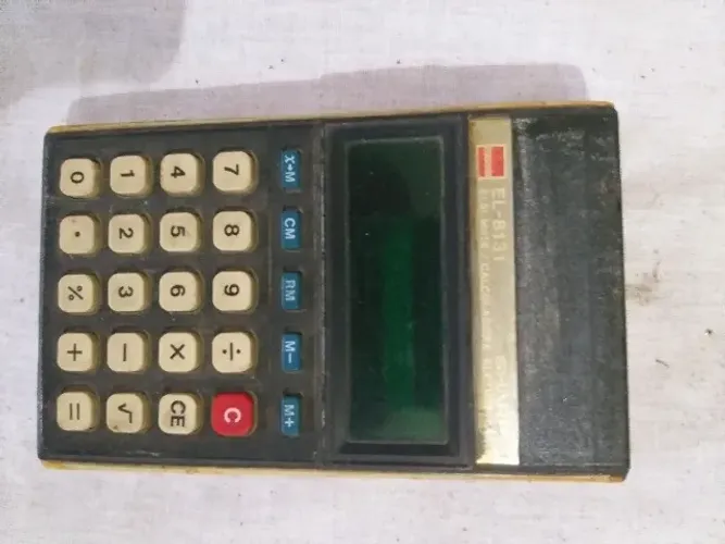 ANTIGUIDADE CALCULADORA ANOS 80