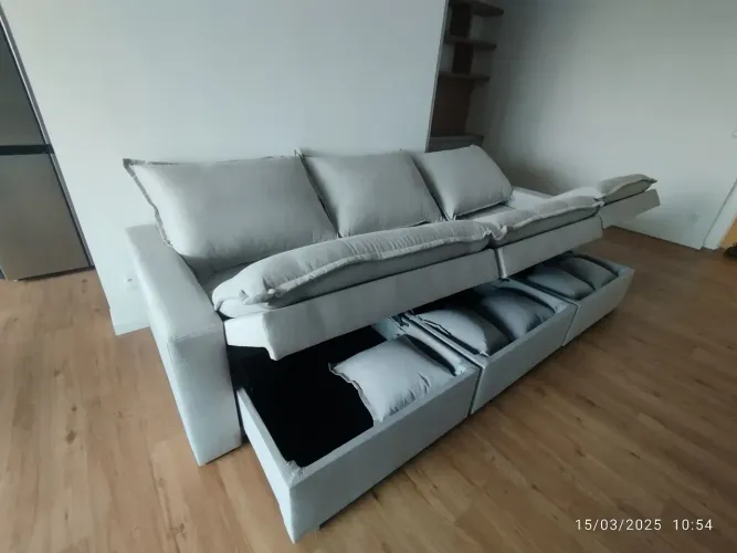 Pensando em otimizar ainda mais o seu espaço sofá cama baú é a solução