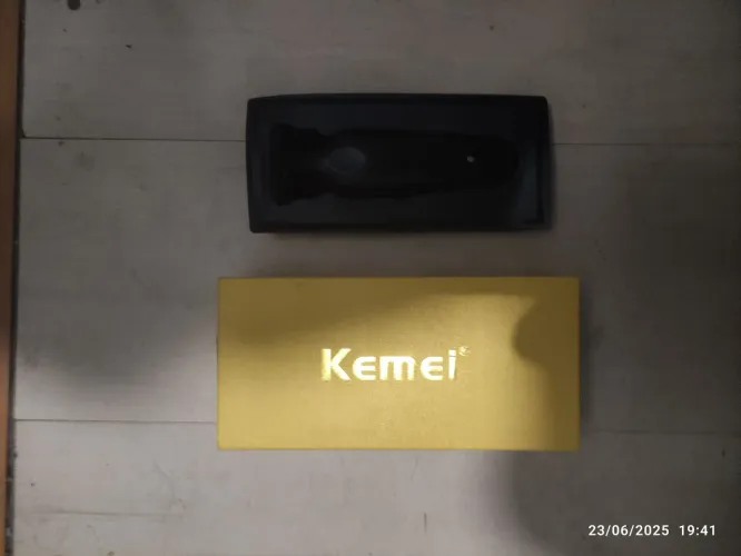 Aparador de pelos Kemei - Novo!