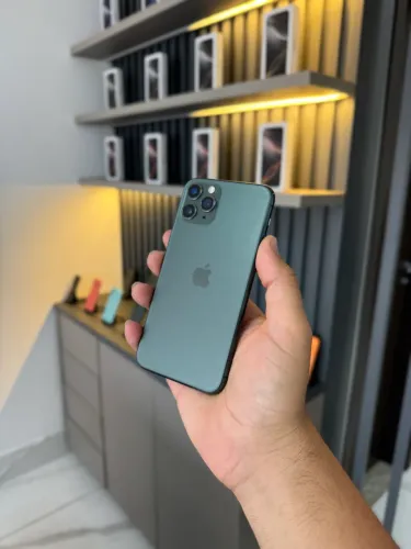 iPhone 11 pro 64 gigas verde