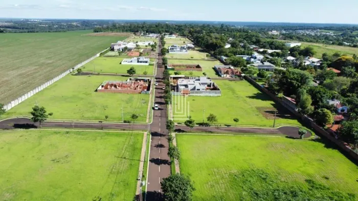 Terreno à venda no Condomínio Reserva Iguaçu em Foz do Iguaçu.