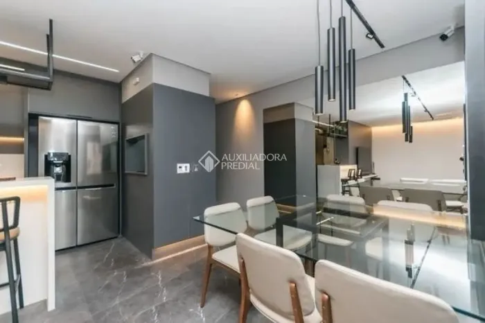 Imóvel para venda com 105 metros quadrados com 3 quartos em Passo da Areia - Porto Alegre