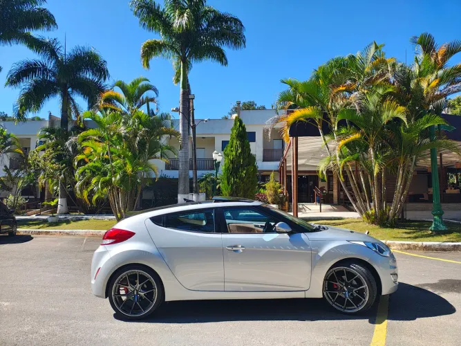 Hyundai Veloster 1.6 16V 140cv Aut. 2013
