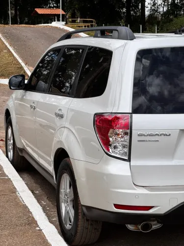 Subaru Forester 2.0/2.0 S 4X4 Aut. 2011