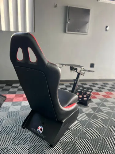 Cockpit 