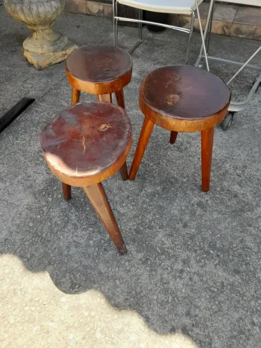 Bancos de madeira - em ótimo estado