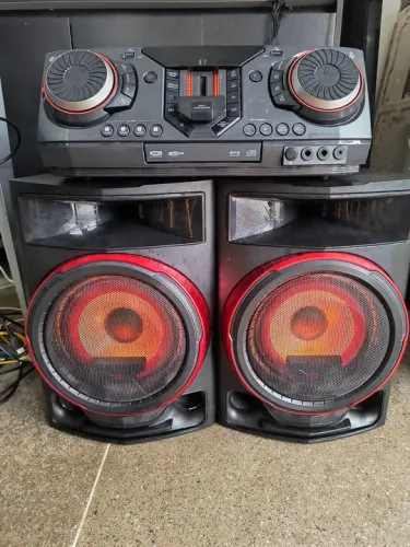 LG CL87 semi-novo com garantia de seis meses somente unidade central