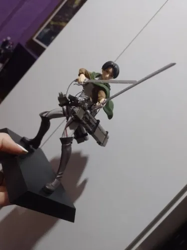 Action Figure Levi - Attack on Titan