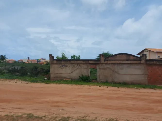 Lote/Terreno para venda possui 915 m2 (15,46 x 59,16) em Porto das Dunas - Aquiraz - Ceará