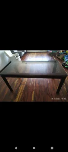Mesa de madeira cerejeira