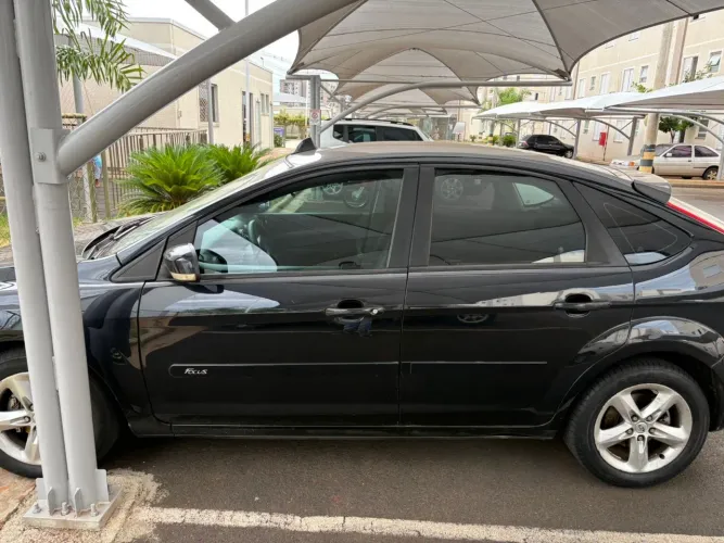 Ford Focus 2.0 16v/se/se Plus Flex 5P Aut. 2011