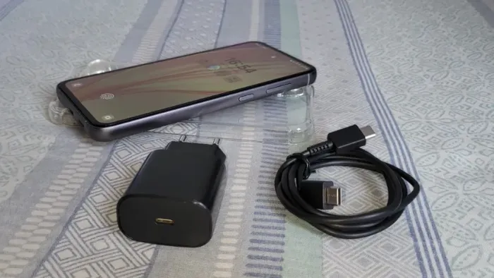 Celular Samsung S23 Fe - 5G - WI-FI 6