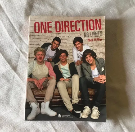 Livro one direction 1D
