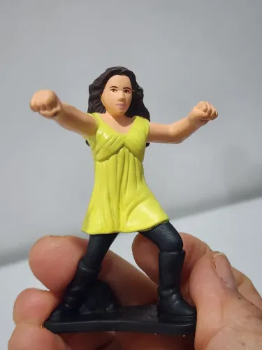 Chi-Chi Dragon Ball Evolution - 8cm -2009 Burger King