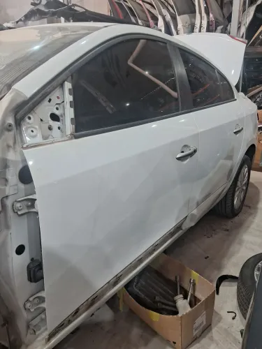 Porta Renault fluence 