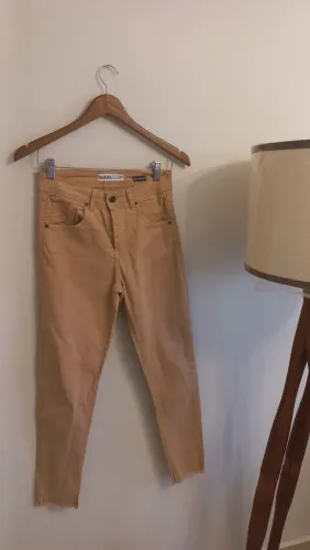 Calça Sarja Bege - Tamanho 38