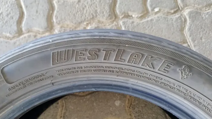 Pneu Aro 18" 225/55 R18