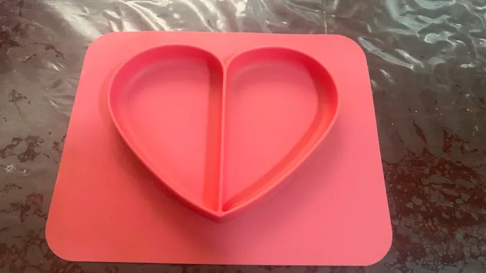 Prato Infantil Bebê com 2 Divisórias de Silicone corarão Rosa
