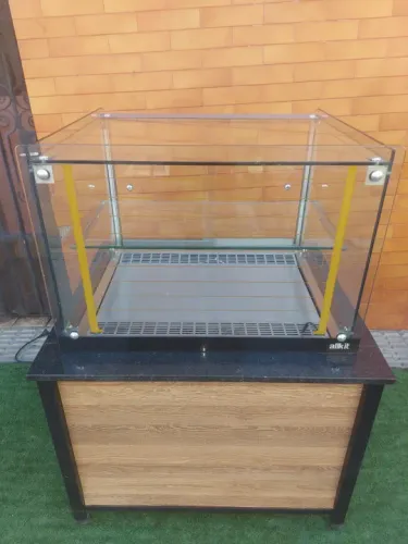 Vitrine refrigerada para padaria - Semi-nova