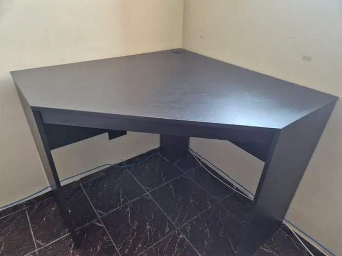 Mesa de Canto na cor preta Tok & Stok
