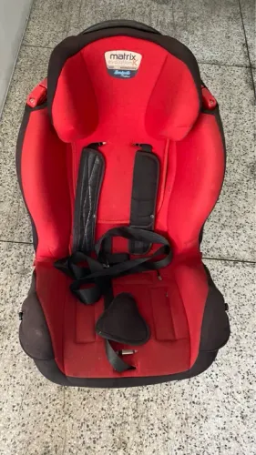 Bebê conforto/ cadeirinha para criança