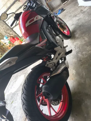 Vendo CB Twister 2020