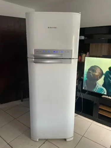 Geladeira Electrolux celebrate linda frost free ENTREGO