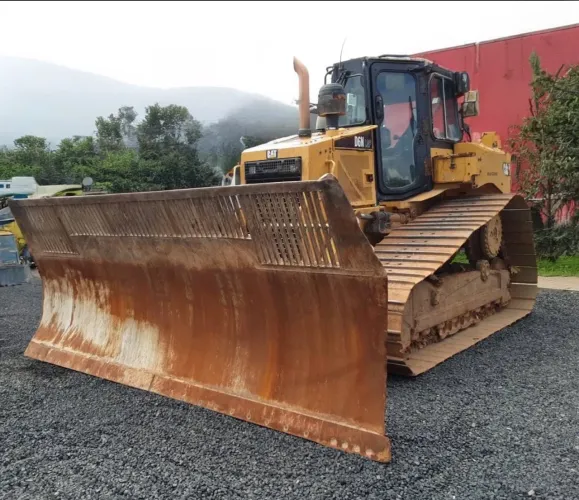 Trator de Esteira Caterpillar D6N LGP ano 2020 com 7.550 horas, ar condicionado, em SP