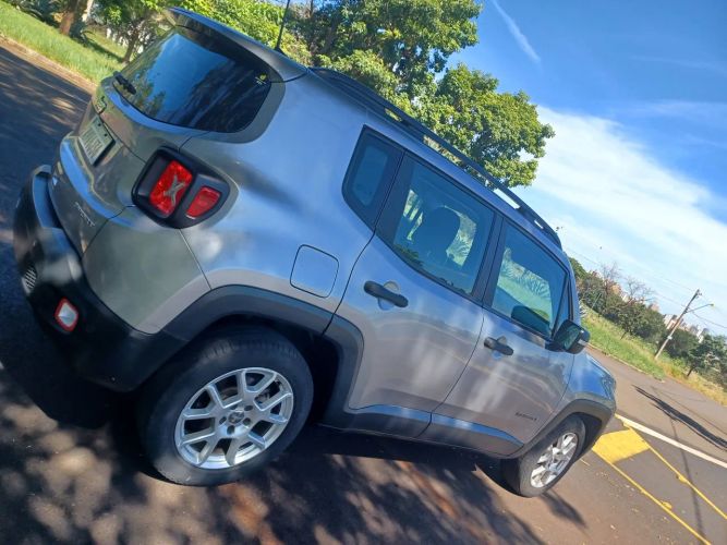 Imagem de Jeep Renegade Sport 1.8 4X2 Flex 16V Aut. 2021
