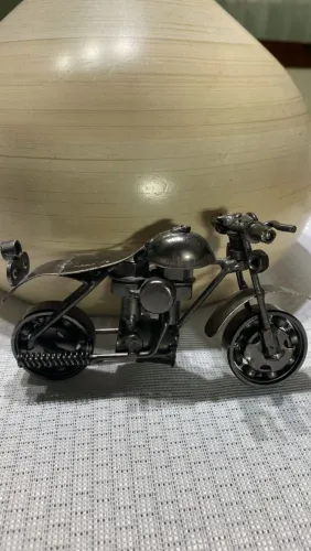 Moto Decorativa em Metal