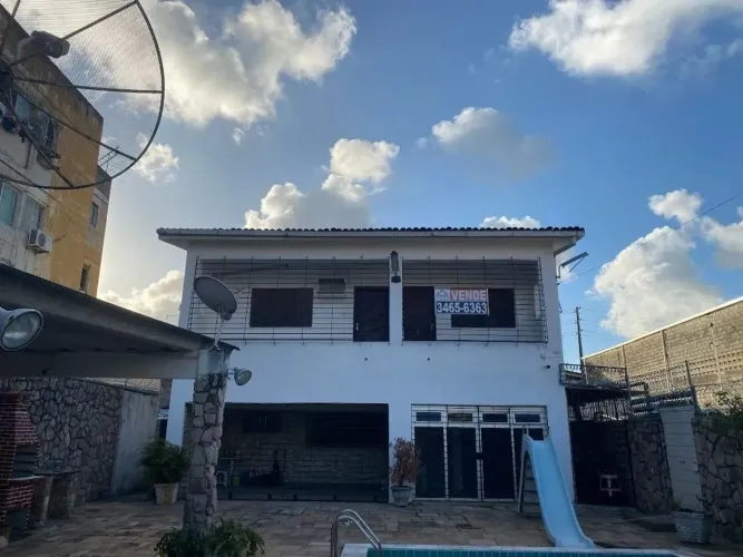 Casa com Piscina incrível disponível para locação