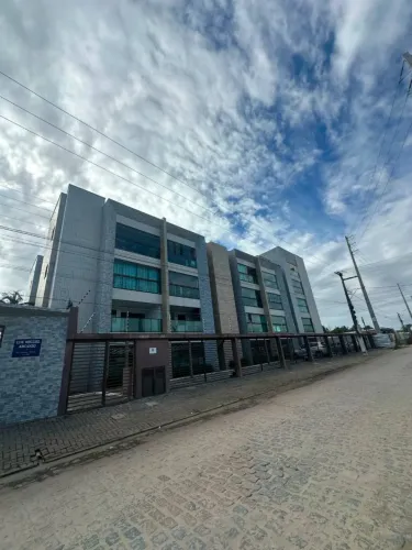 Apartamento Para Alugar com 2 quartos Praia do Francês